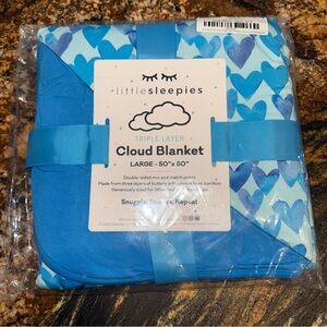 Little Sleepies Blue Watecolor Heart Cloud Blanket
